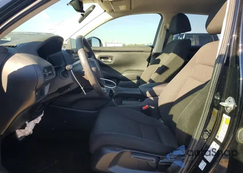 2025 Honda Hr-V Lx z USA, uszkodzony, nr VIN 3CZRZ1H34SM717433